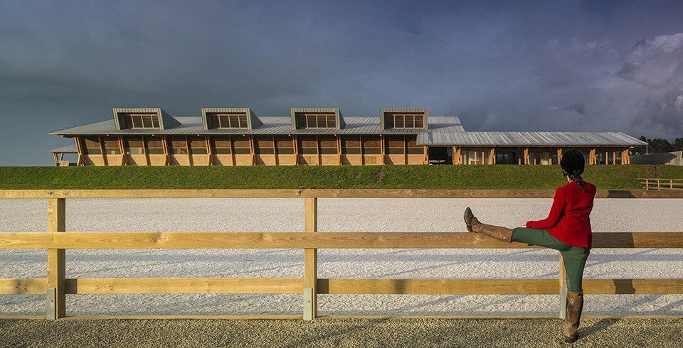 Equestrian-Centre-by-Carlos-Castanheira-and-Clara-Bastai-Photography-by-Fernando-Guerra-2-960x490