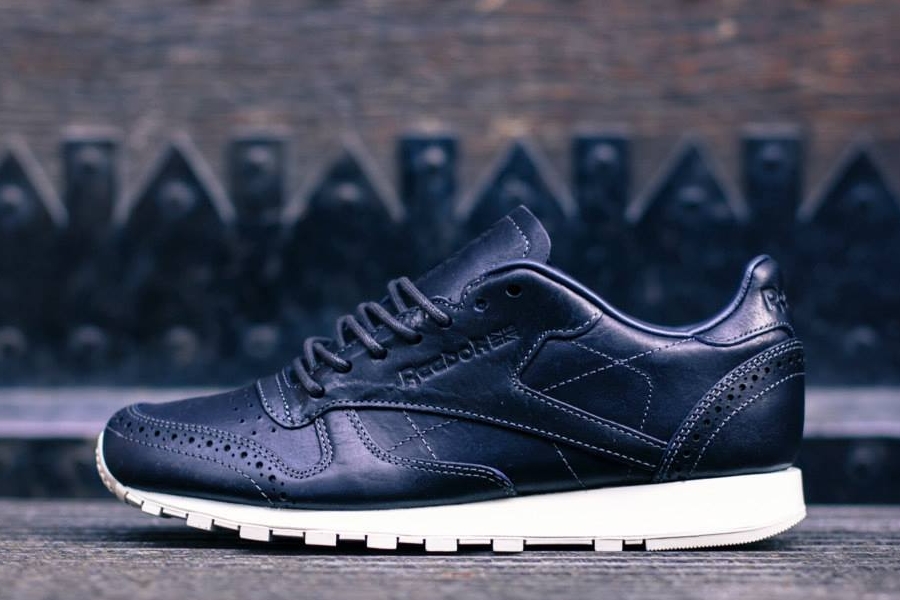 reebok-classic-leather-lux-brogue-pack-04