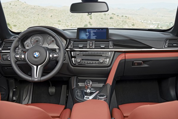 2015-BMW-M4-Convertible-9-600x400