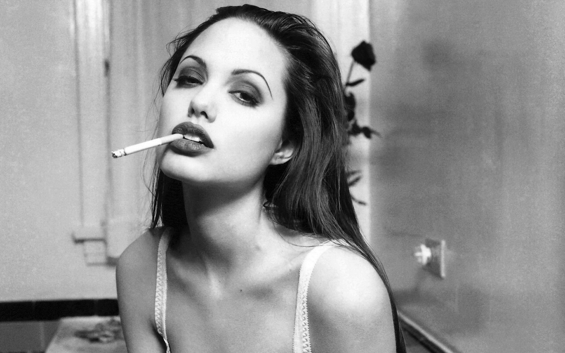 Bons Rapazes Angelina Jolie 40 anos 10