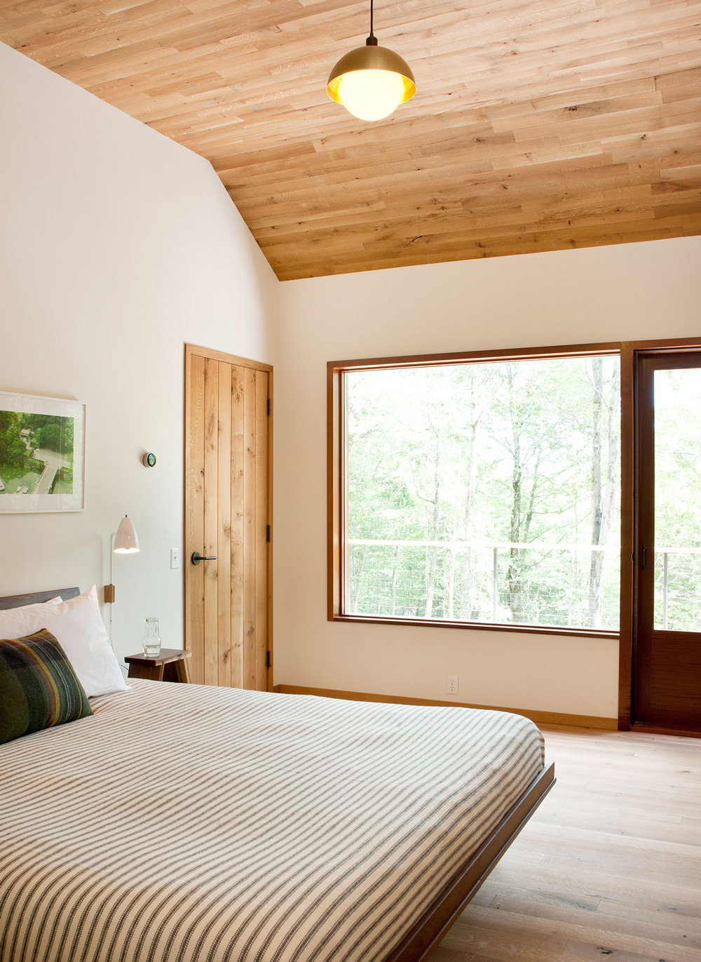 BR Bed-Bedroom-Wood-Glass-House-Kerhonkson