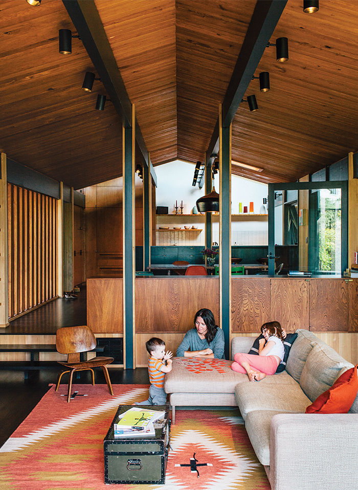 midcentury-renewal-living-room-wood-ceiling-walls
